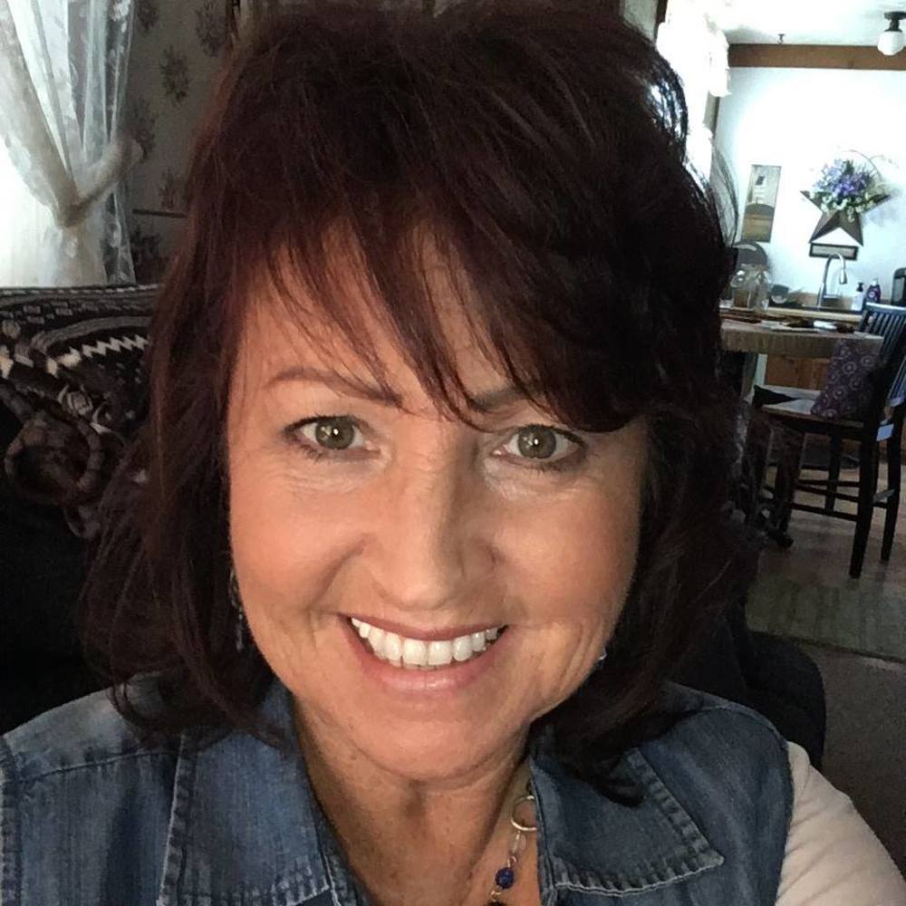 Meet your Posher, Jo
